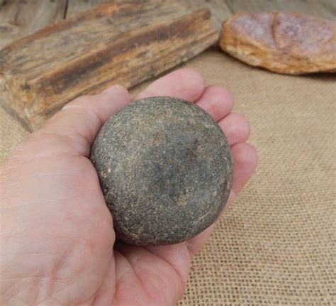 Aboriginal Axe Grinding Grooves: Ancient Tool Manufacture Sites