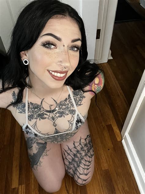 kylielovings OnlyFans - Goth Latex Fetish & Custom Kinks