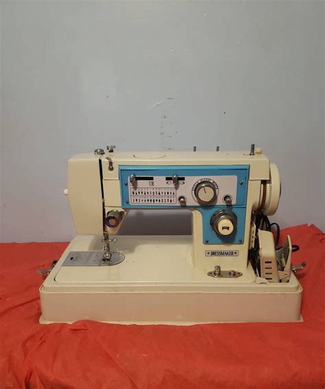 Dressmaker S 3000 Sewing Machine 的图像结果