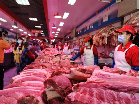 猪肉价格降至近一年最低 较2月最高每斤降了8.5元|猪肉价格_新浪新闻
