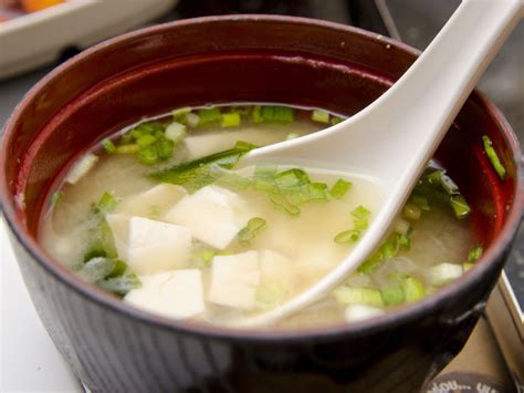 Miso Soup - Nutrition, Calories, Carbs, Salt Content - Ingredients