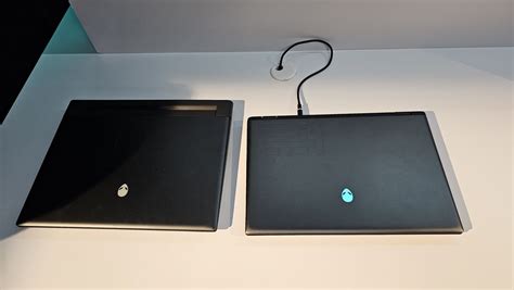 Alienware M16 R 的图像结果