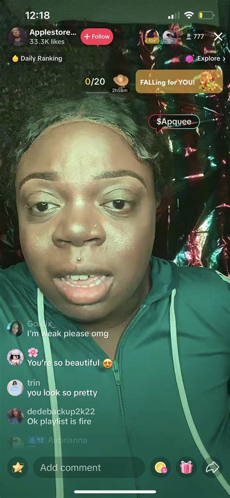 These supporters be geeking up his head : r/applestorequeenv2