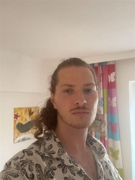 Short vs long hair : r/malehairadvice