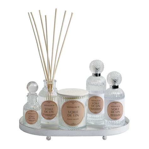 Plateau ovale en métal blanc - 25 x 15 x 2,5 cm | Mathilde M