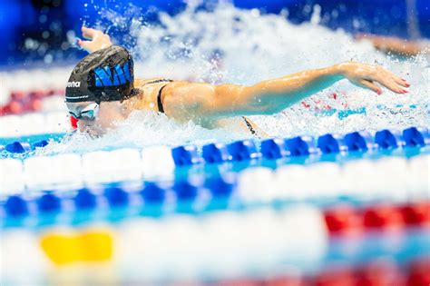 Gretchen Walsh Blazes 25.15 50 Fly For Pro Swim Series Record & World ...