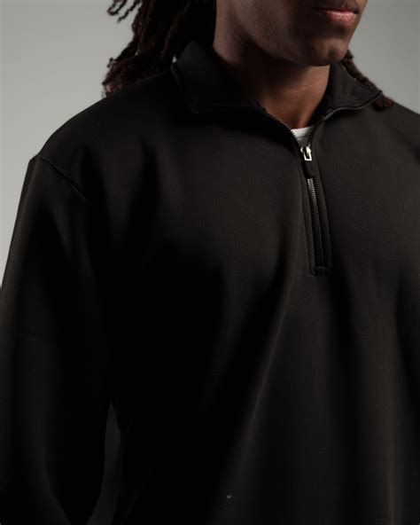 QUARTER-ZIP BLACK SWEATSHIRT – ORGANDY