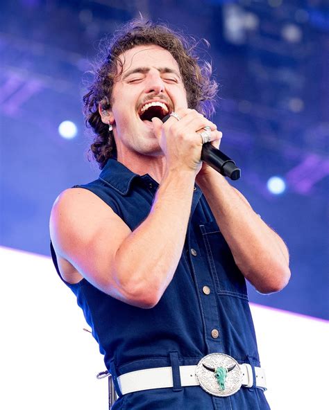 Benson Boone | Songs, American Idol, American Heart, Social Media ...