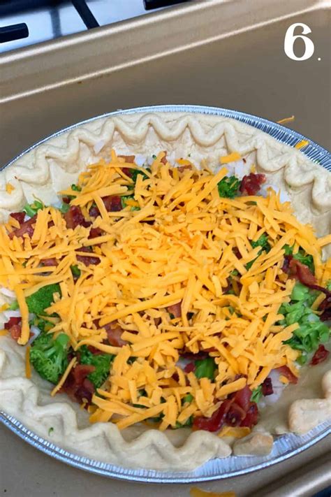 Bacon Broccoli Quiche - Organized Island