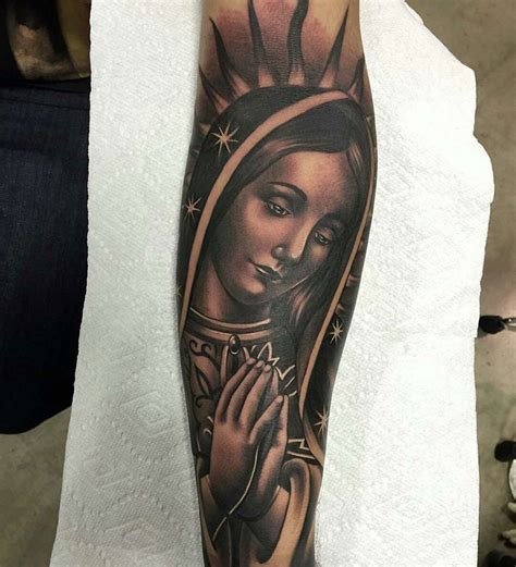 Virgen De Guadalupe Tattoo With Roses - Watercolor Tattoo Design