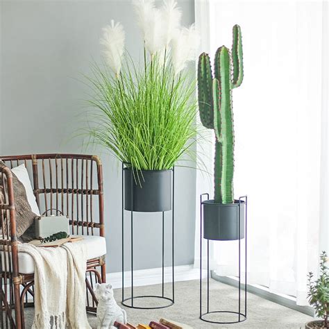 Spruce Black Nordic 3 Piece Planters