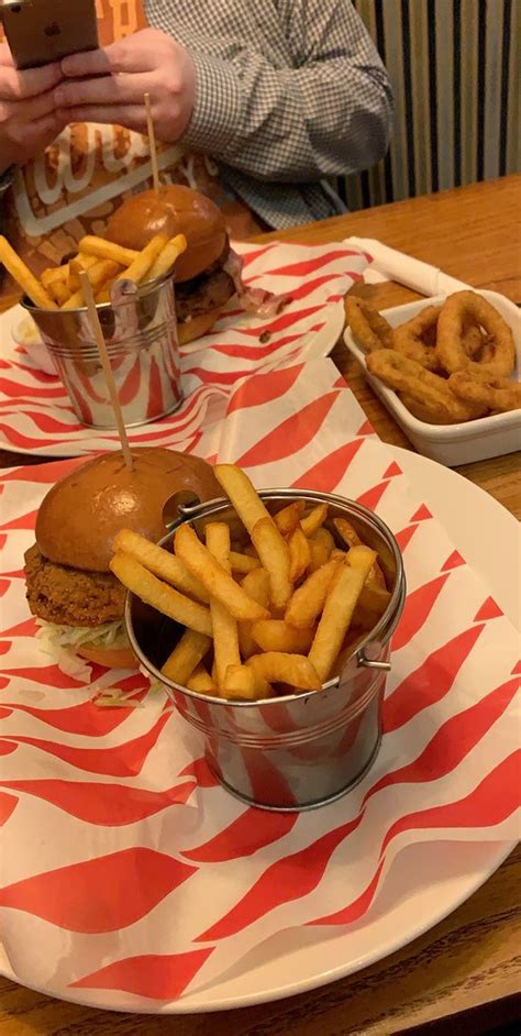 THE CARRICK, Irvine - 112-114 High St - Menu, Prices & Restaurant ...