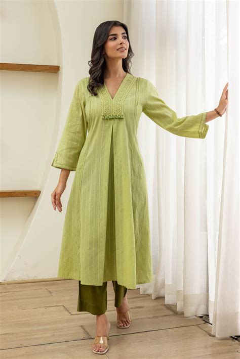 Lime Green Pleated Kurta – Cottons Jaipur