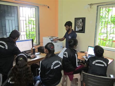 Rehabilitation Of Adult Orphans | Vaibbhav Ashok Goel Foundation