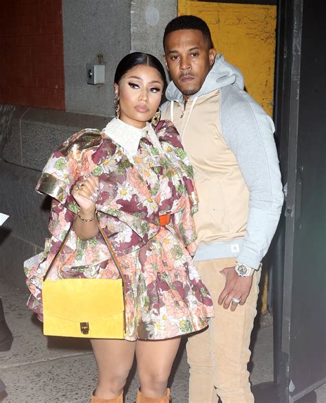 Nicki Minaj Baby Bump Photos: See All of Her Pregnancy Pictures | In ...