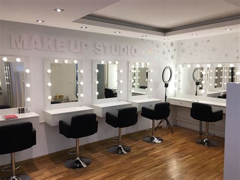 Makeup Studio - Homecare24