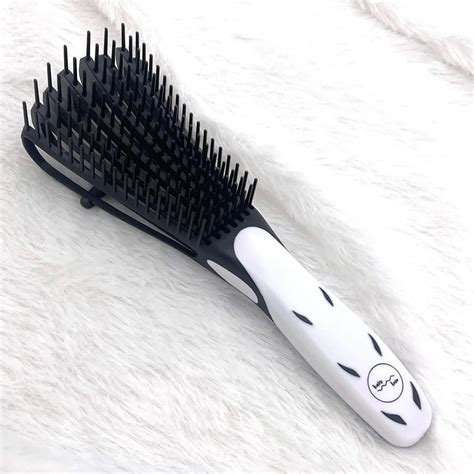 Hair Detangler Brushes: Say Goodbye to Knots and Tangles – Hair Love India