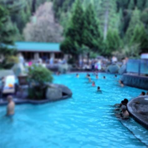 Hot Springs in Oregon and Washington with Kids : Cascadia Kids