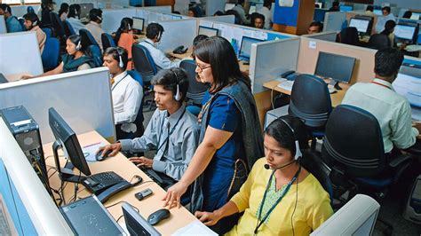 TCS vs Infosys vs Wipro: How many freshers are IT majors hiring in FY26 ...