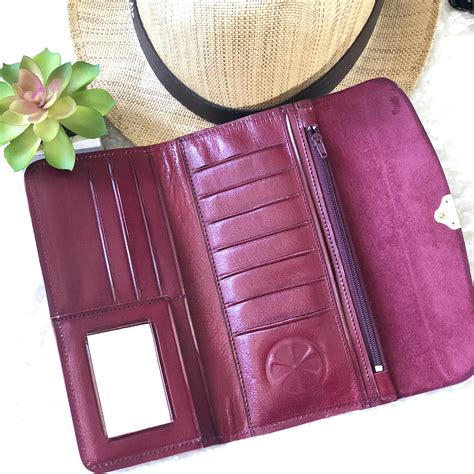 Ladies Leather Travel Document Wallet at Dina Mcalpin blog
