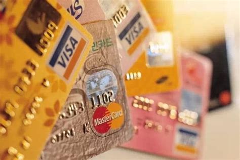 办信用卡流程 - 财梯网