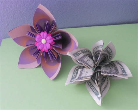 Money Origami, Flower Edition: 10 Different Ways to Fold a Dollar Bill ...