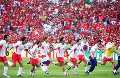 2002世界杯为什么叫日韩(亚足联球队征战世界杯最佳战绩：韩国2002年获得第4)_i体育