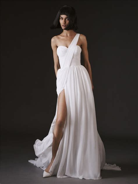 Vera Wang Bride 的图像结果