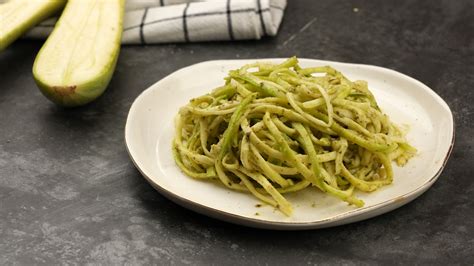 Can You Eat A Raw Zucchini at Leslie Green blog