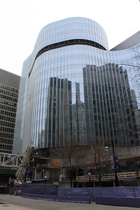 Chicago Science Lab Construction - Louis A. Simpson and Kimberly K Querrey Biomedical Research ...