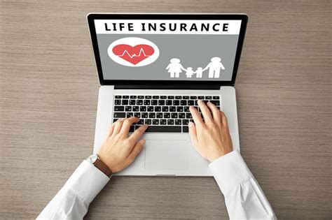 Benefits of Buying a Life Insurance Plan Online - Axis Bank
