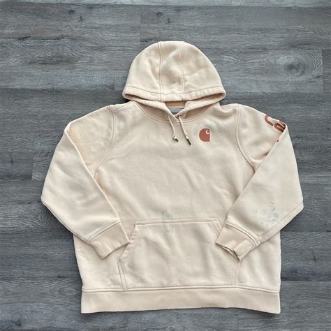 Carhartt hoodie Size XXL - Depop