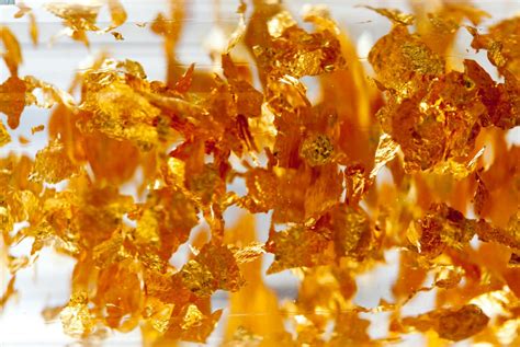 Everything You Need To Know About Edible Gold Leaf | Cooked Best