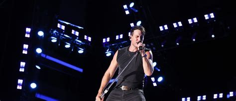 Big 104.7 10th Birthday Bash With Russell Dickerson and Special Guests ...
