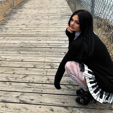 julia (@juliannasabonis) • Instagram photos and videos