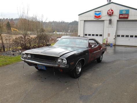 1970 Dodge Challenger Spent 46 Years in a Shed, It's a Rare Factory Sunroof Car - autoevolution