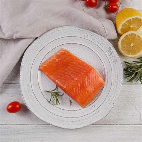 Кижуч Страна Лосося, малосоленый, кусок, 150 г - купить с доставкой по ...