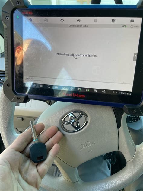 How to Program a Toyota Key 的图像结果