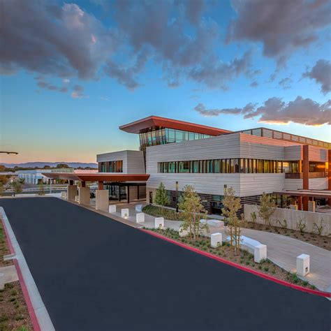 Healthcare Brochure by lionakis graphics - Issuu