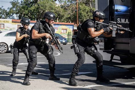 SWAT Season 6 Episode 9 Photos Pariah | Seat42F