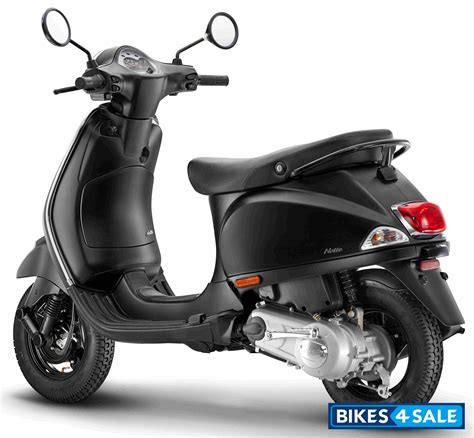 Photo 2. Vespa Notte 125 BS6 Scooter Picture Gallery - Bikes4Sale