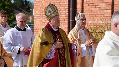 Biskup tarnowski zaprasza na Marsz dla Życia i Rodziny w Nowym Sączu ...