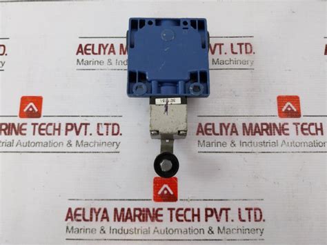 Telemecanique Xck-m.C Limit Switch With Head Zckd15 500V 6Kv Ip66 ...