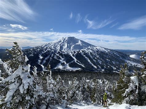 First time ever snowshoeing up a trail. Tumalo Mountain, Deschutes ...