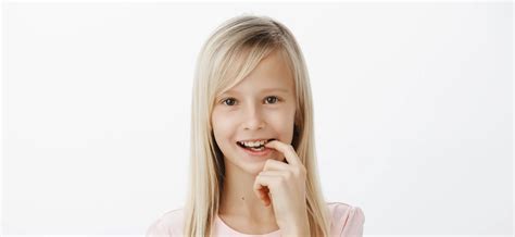 Thumb sucking & your children's teeth: How to stop your child from sucking their thumb? – Laifen ...