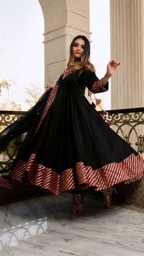 Discover Stylish Cotton Anarkali Suits Sets – Pomcha Jaipur