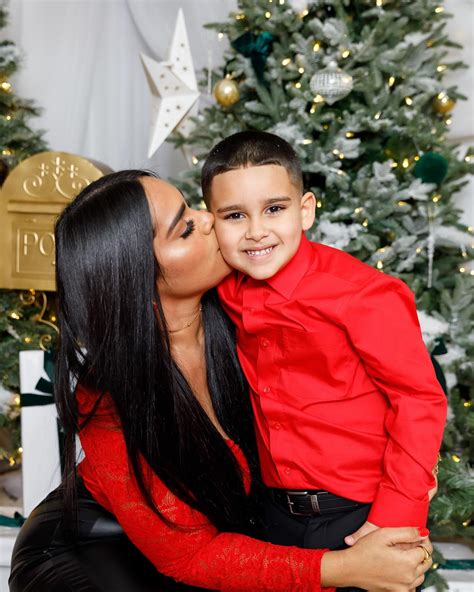 Anisa Santiago | El mejor regalo que me ha dado la vida ️🎁 lo más que amo!!!🎄 ¡Feliz navidad!🎄 😍 ...