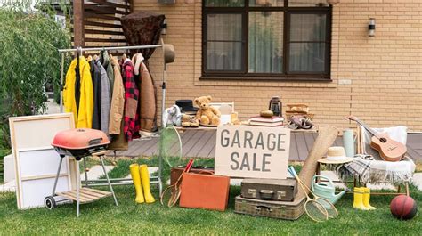Clear Out Clutter and Cash In: Tips for Organizing a Garage Sale