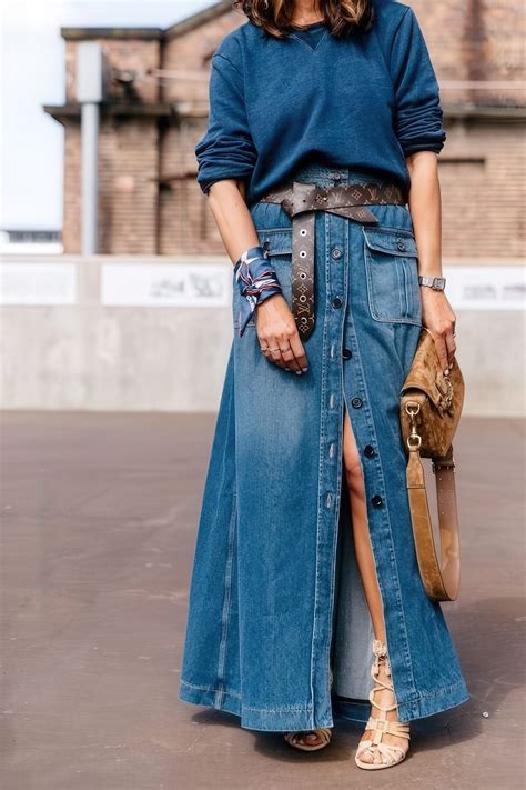 15 Super Trendy Midi And Maxi Denim Skirt Outfits - Styleoholic