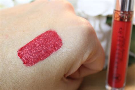 Discover the ABH Carina Liquid Lipstick - Review & Guide